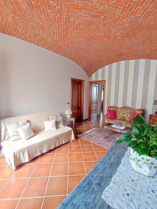 Вілла Casa Caliera Вівероне Екстер'єр фото